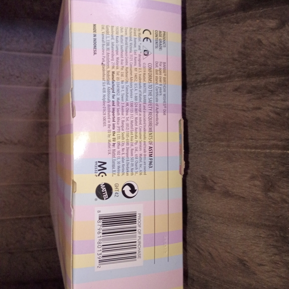 Barbie Signature Birthday Doll - Picture 4 of 6